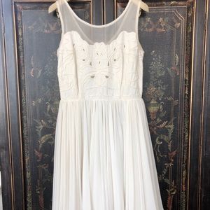 White Reiss dress as worn by Kate Middleton